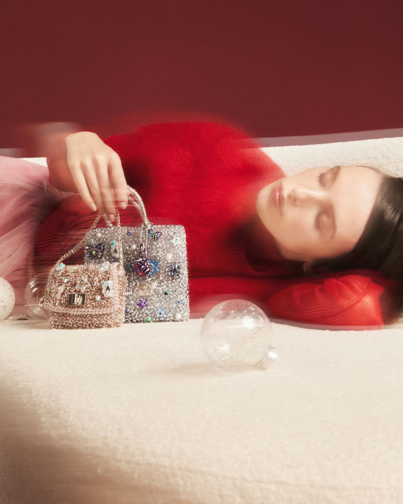 MIKA NINAGAWA 니나가와 미카