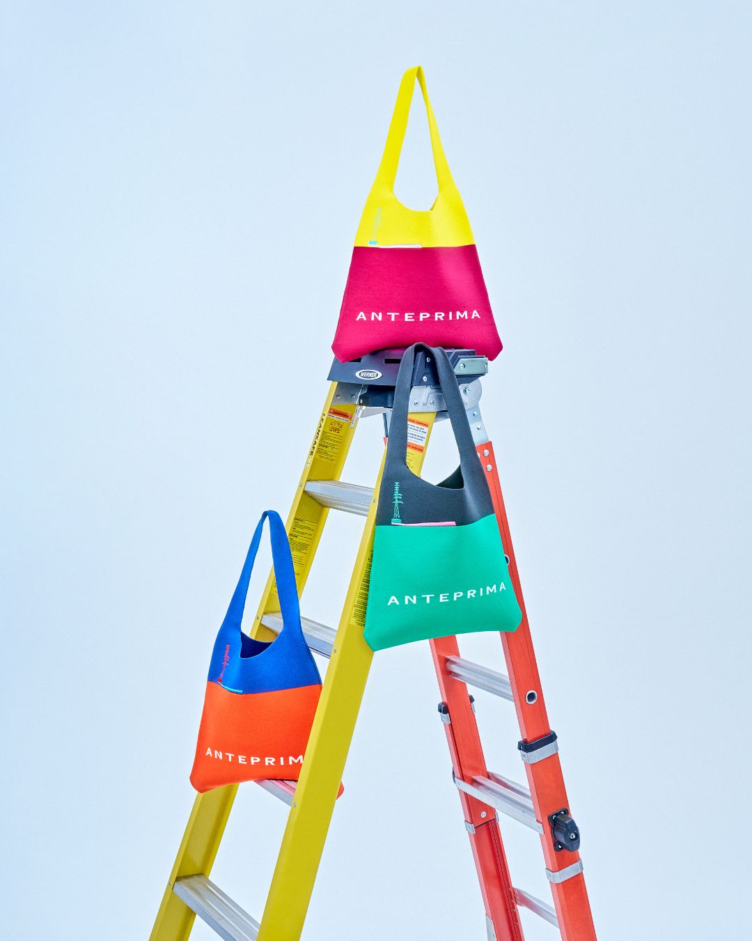 IWASAKI TAKAHIRO TOTE BAG - GREEN